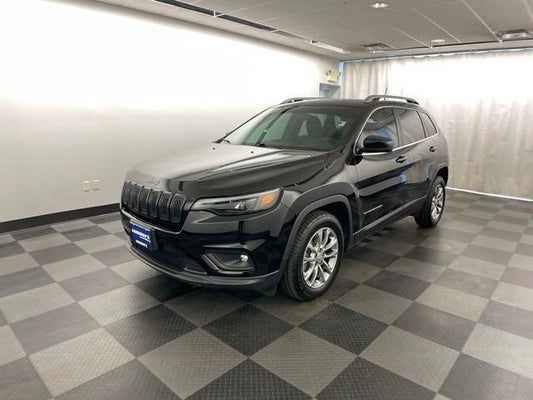 2019 Jeep Cherokee Latitude Plus in Mequon, WI - Sommer's Automotive