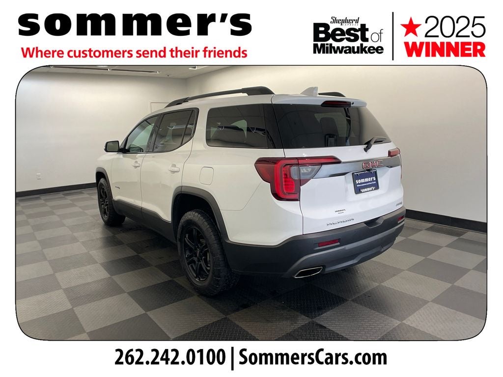 2023 GMC Acadia AT4