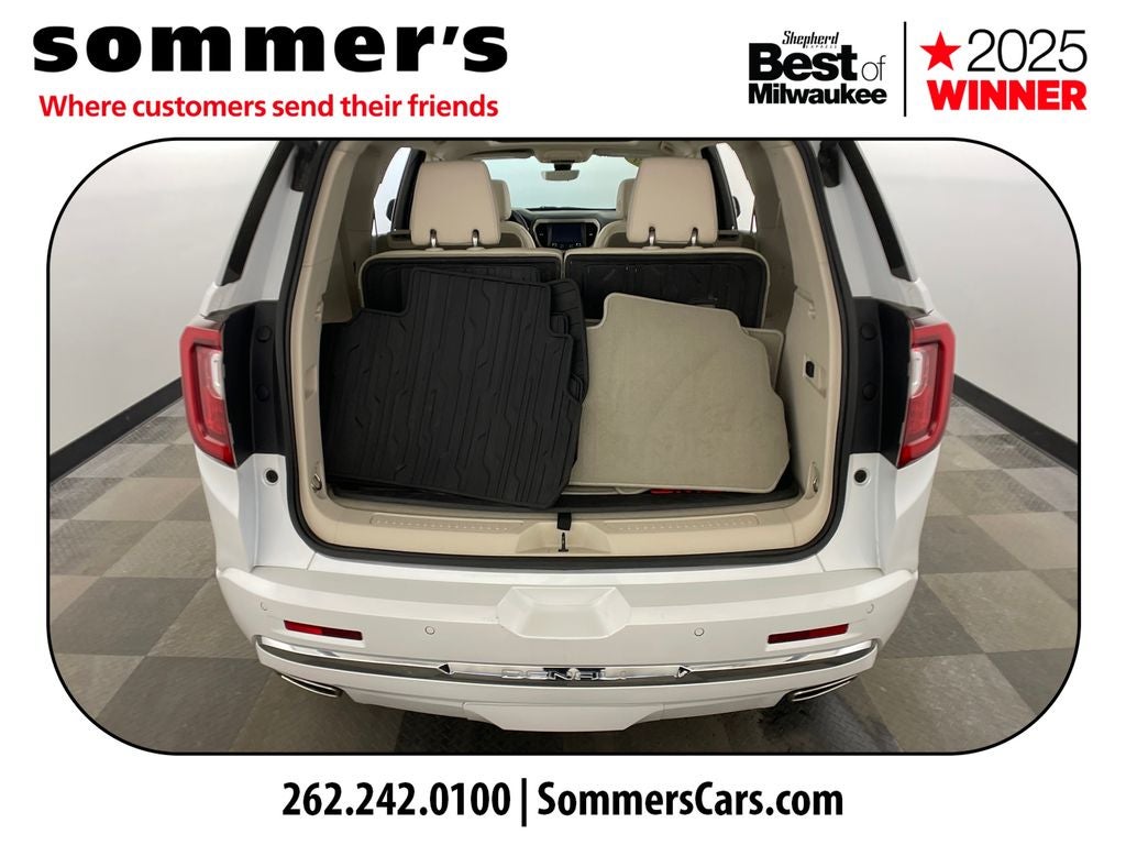 2023 GMC Acadia Denali