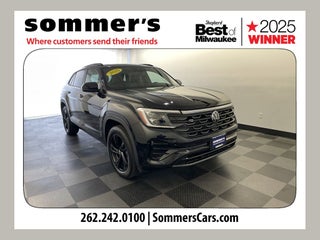 2025 Volkswagen Atlas Cross Sport 2.0T SEL R-Line Black
