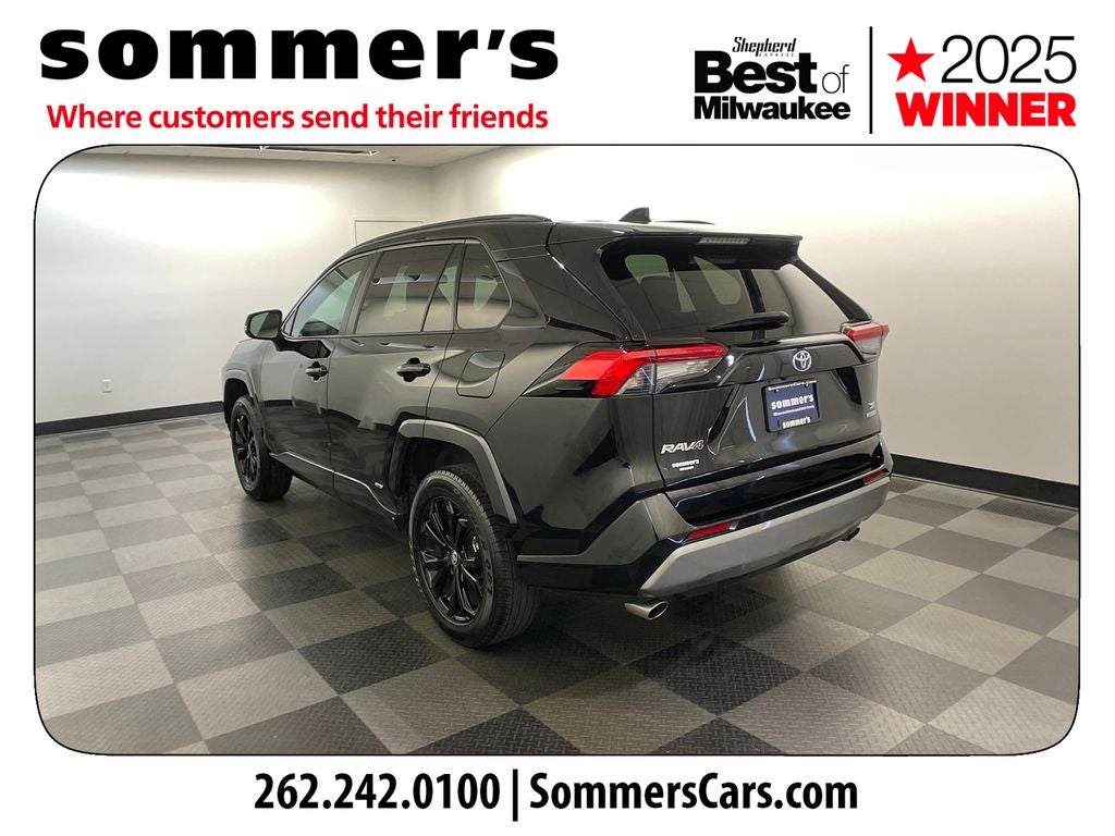 2024 Toyota RAV4 SE