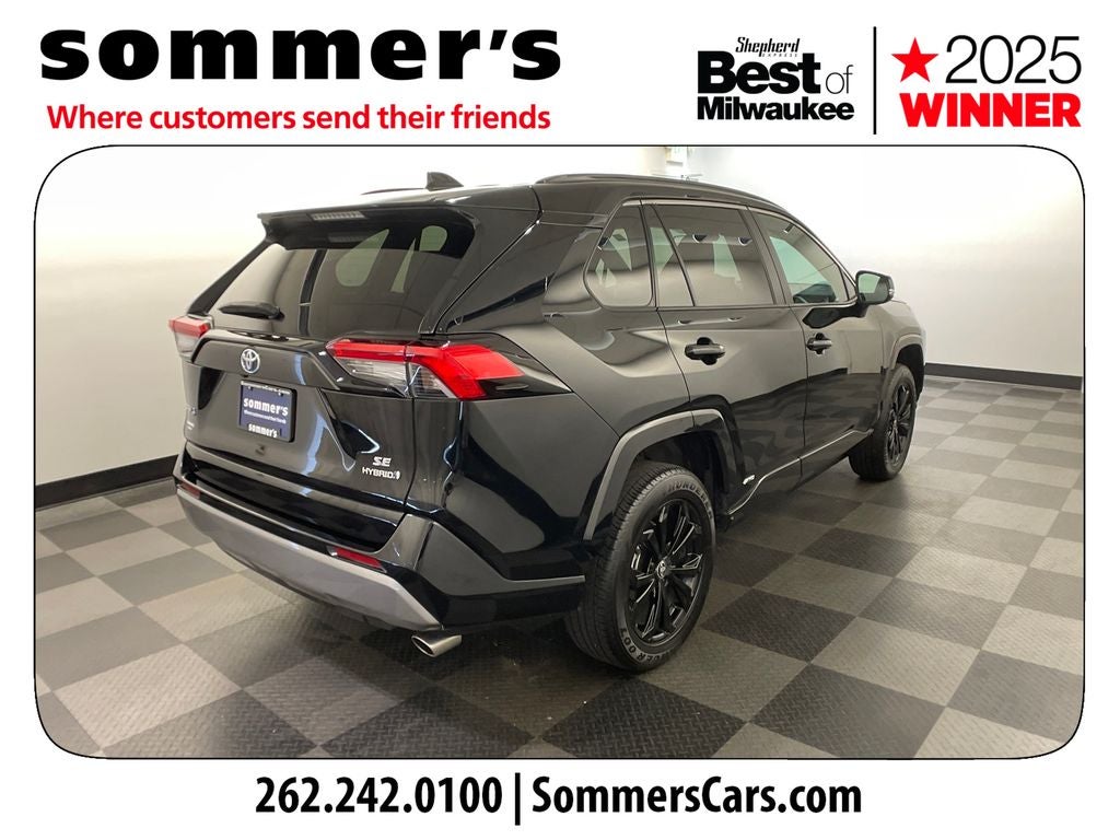 2024 Toyota RAV4 SE