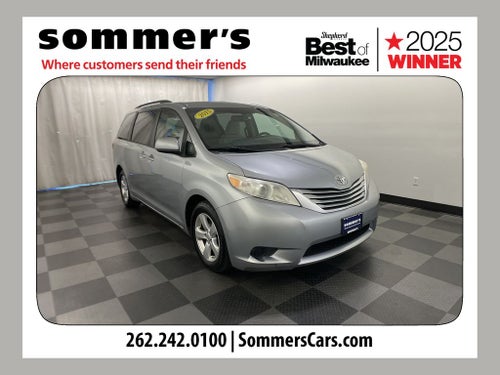 2015 Toyota Sienna LE 8 Passenger