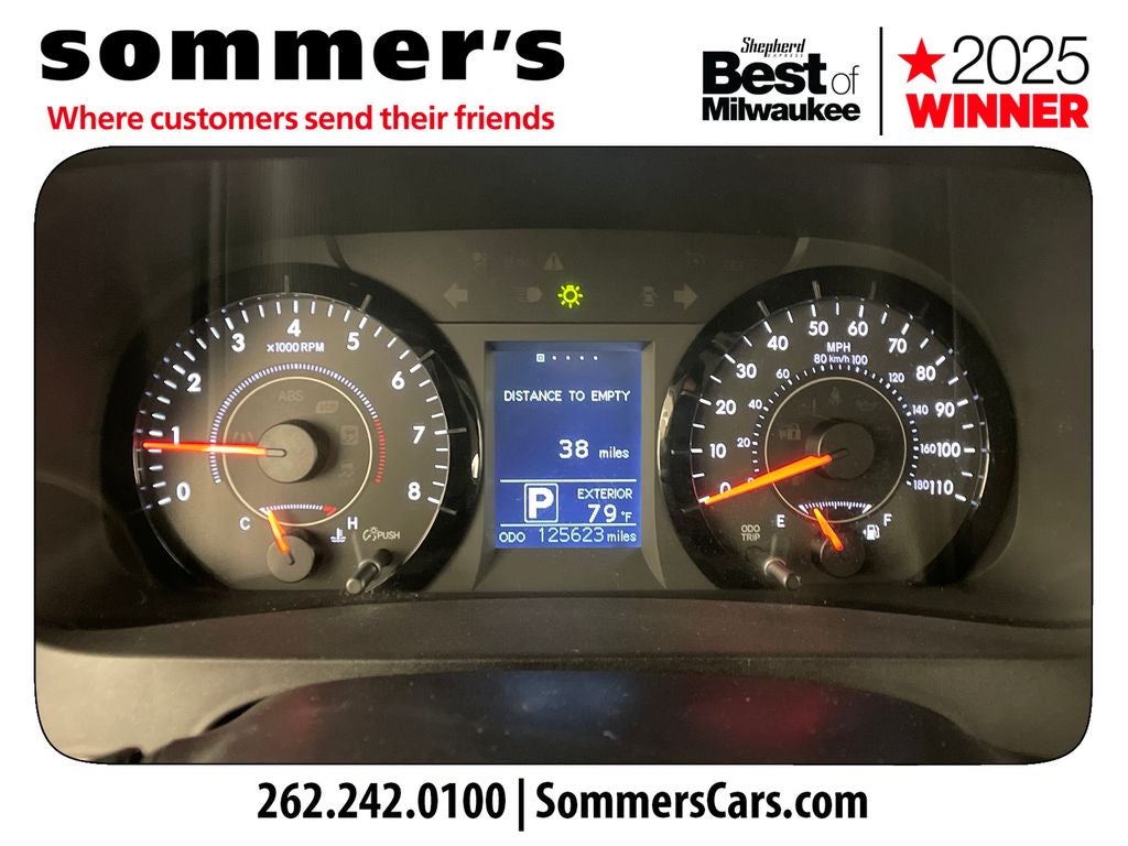 2015 Toyota Sienna LE 8 Passenger