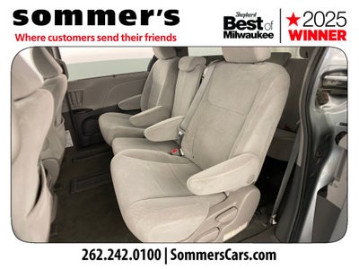 2015 Toyota Sienna LE 8 Passenger