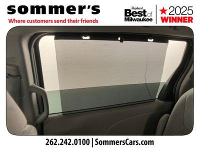 2015 Toyota Sienna LE 8 Passenger