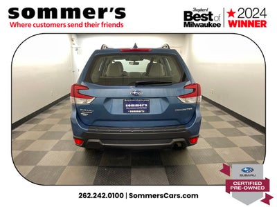 2023 Subaru Forester Base