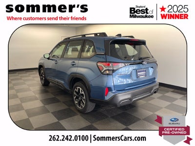 2025 Subaru Forester Base