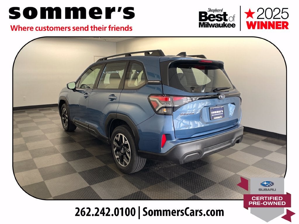 2025 Subaru Forester Base