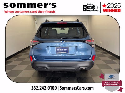 2025 Subaru Forester Base