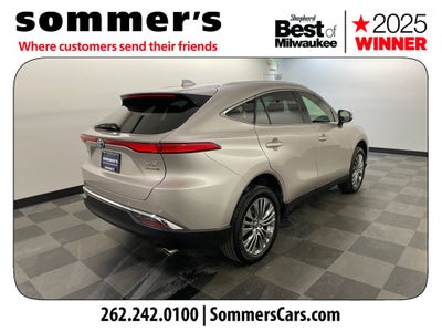 2022 Toyota Venza LE